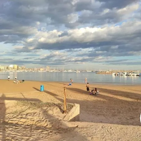 Apartmán Atico Playa Naufragos *